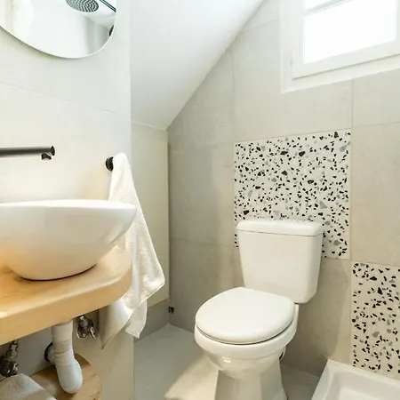 Haka Apartment